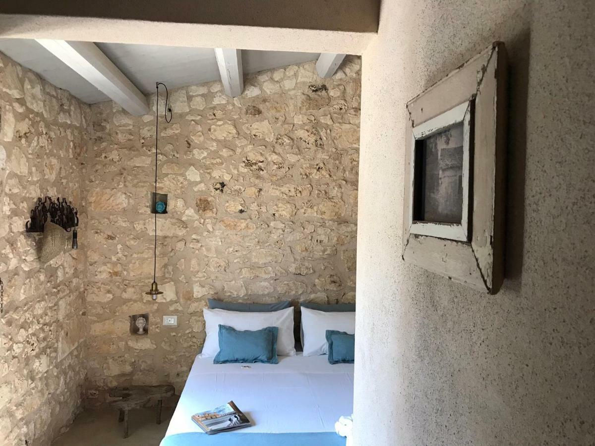 Casa Farfaglia Guest House Noto Bagian luar foto