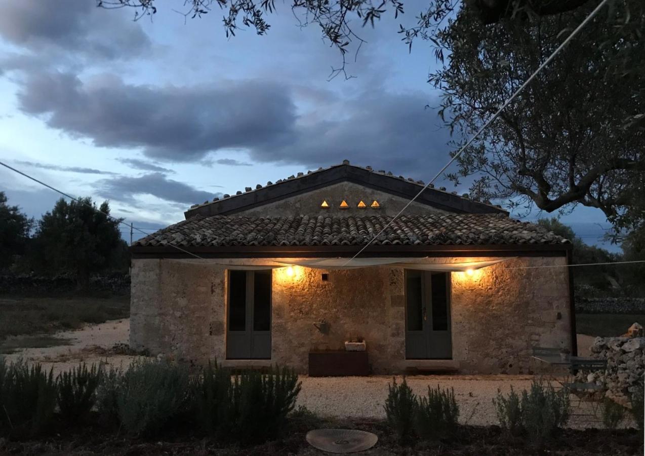 Casa Farfaglia Guest House Noto Bagian luar foto
