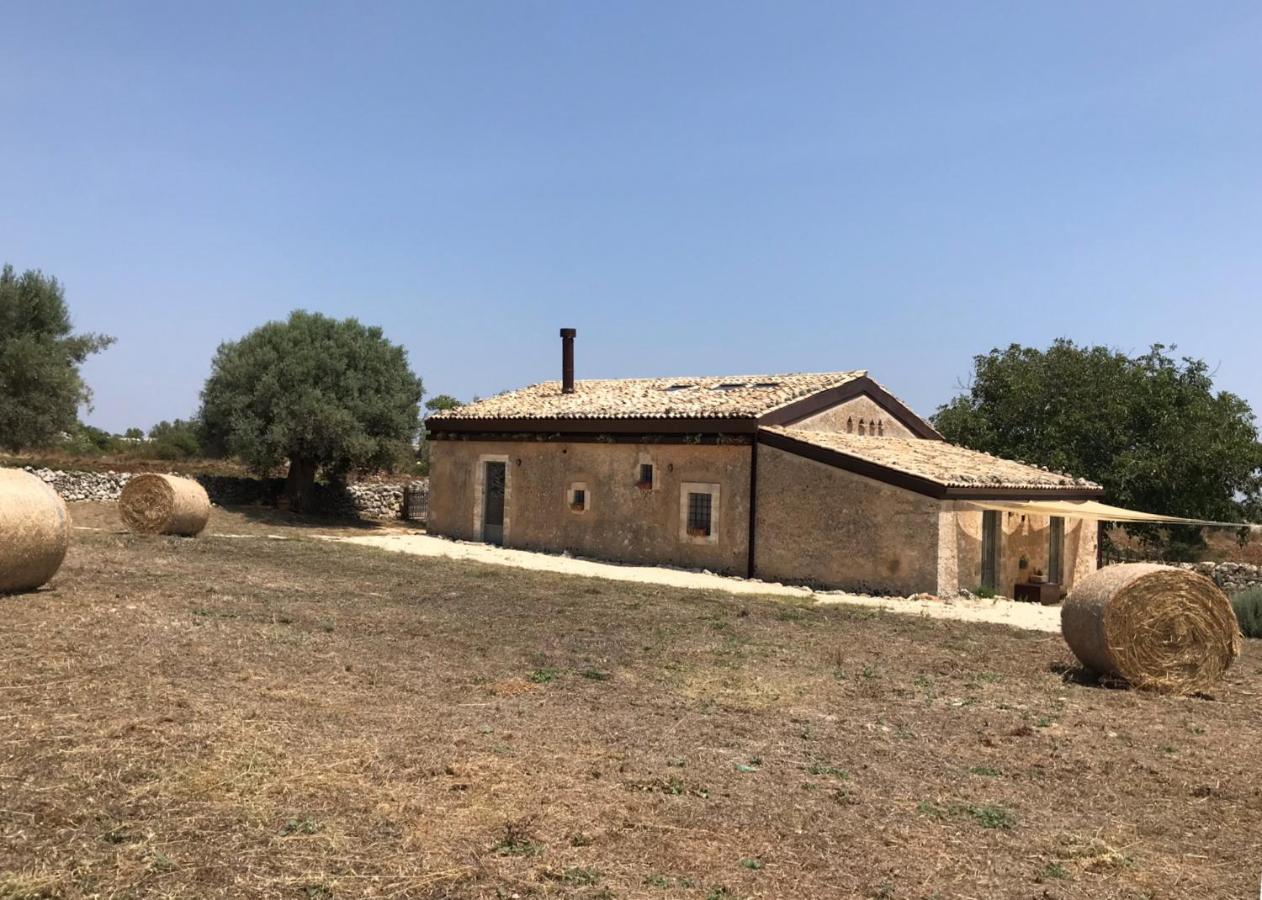 Casa Farfaglia Guest House Noto Bagian luar foto