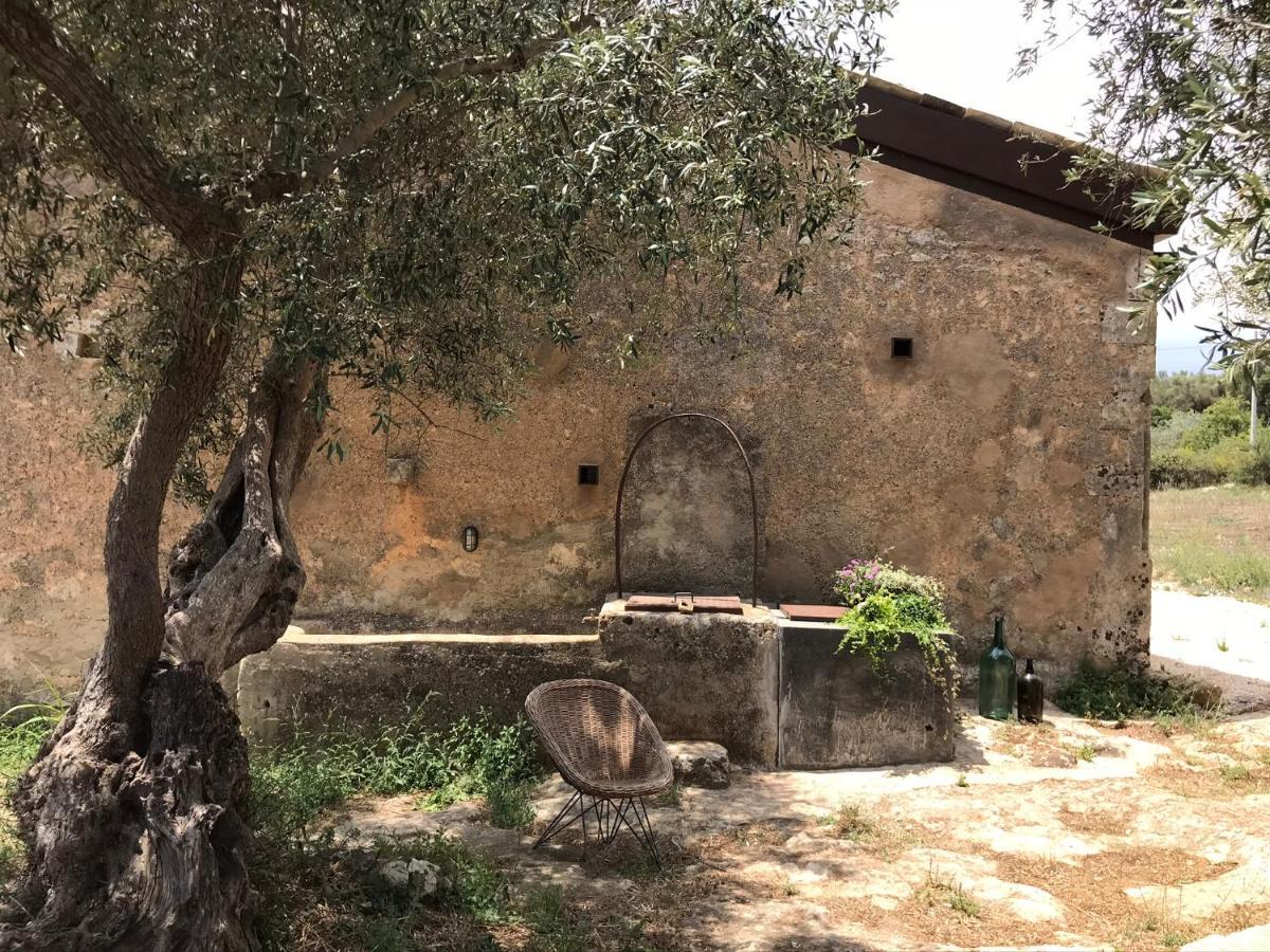 Casa Farfaglia Guest House Noto Bagian luar foto
